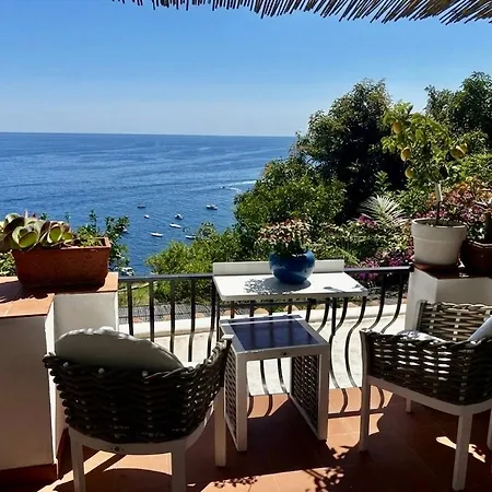 Apartment Sea View Terrace La Casa Di Nonna Paola, Centre *